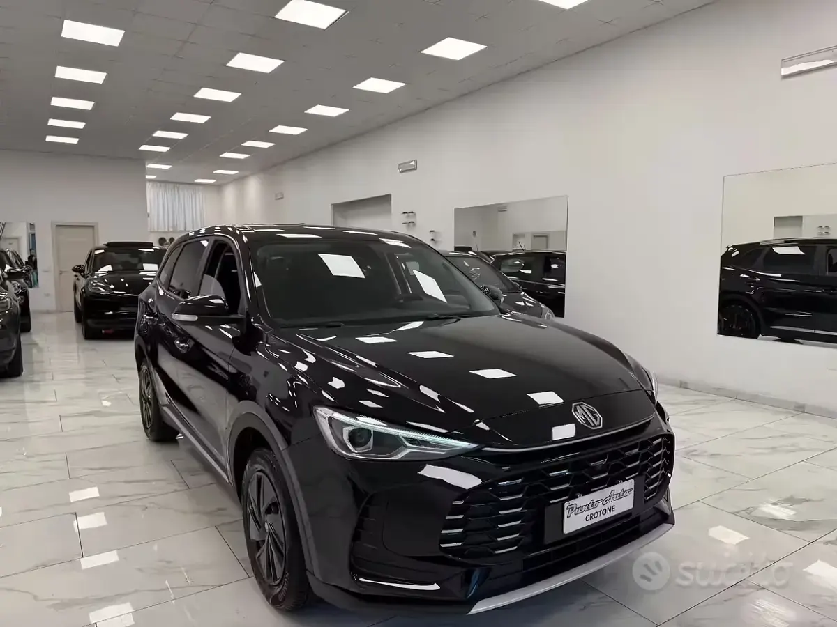Nuova MG ZS 115 CV (84 kW) 2025 Nero SUV
