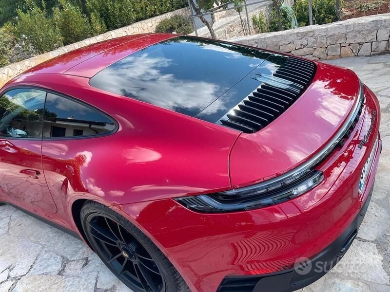 Usata Porsche 911 480 CV (353 kW) 2023 Rosso Coupé