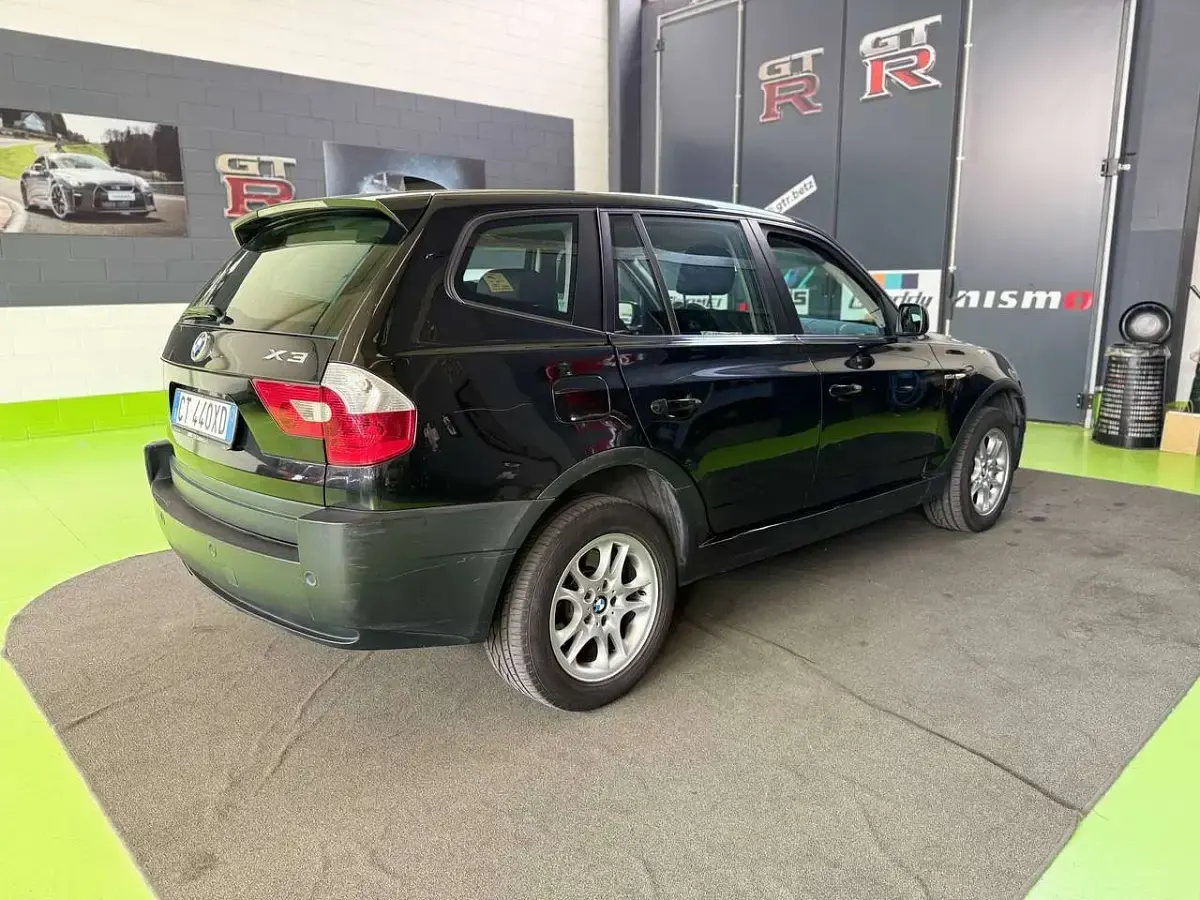 Usata BMW X3 150 CV (110 kW) 2006 Nero SUV