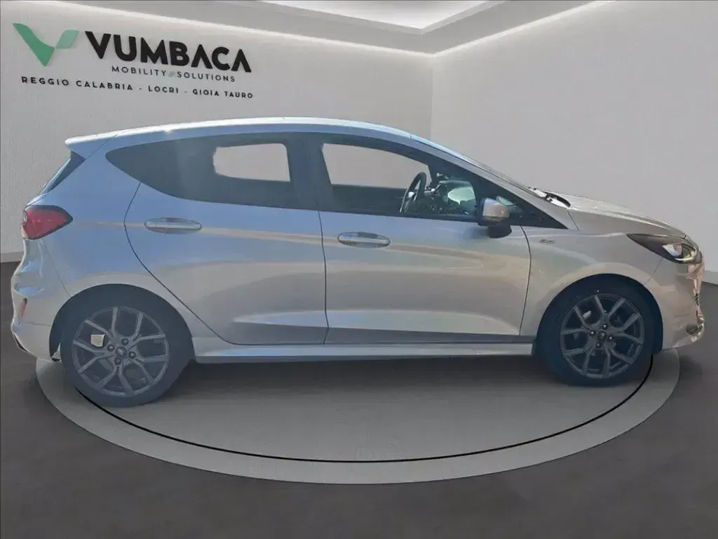 Usata Ford Fiesta ST-Line 125 CV (91 kW) 2022 Solar silver Utilitaria