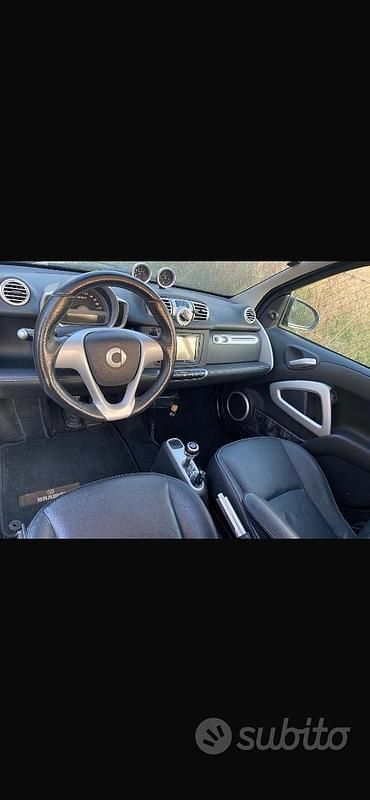 Usata Smart ForTwo Coupé 98 CV (72 kW) 2011 Utilitaria