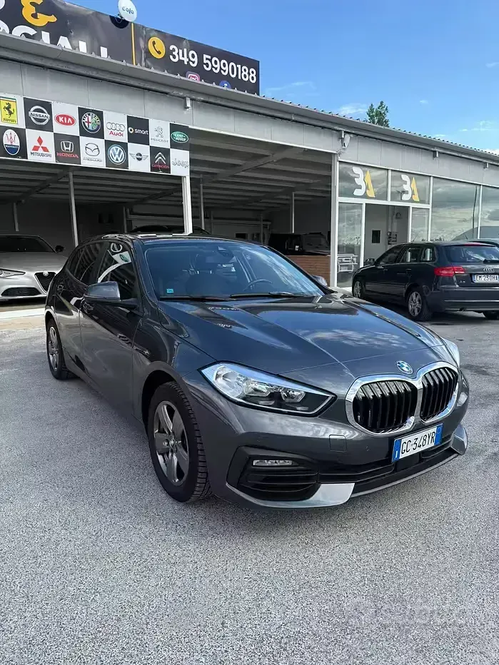 Usata BMW 116 Advantage 116 CV (85 kW) 2020 Grigio Utilitaria