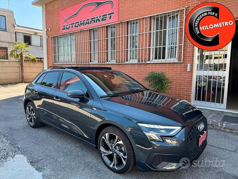 Grigio Usata 2022 Audi A3 S-Line Tre volumi | 30.990 € (Molto cara) - Immagine 1/4