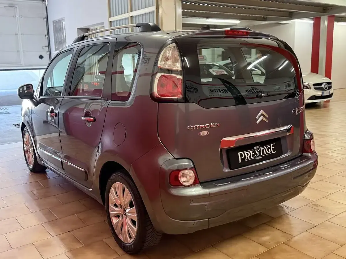 Usata Citroën C3 Picasso 92 CV (67 kW) 2011 Grigio Monovolume