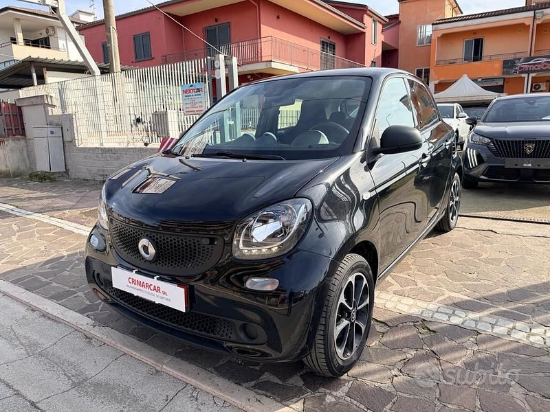 Nero Usata 2018 Smart ForFour Passion Utilitaria | 9900 € (Buon prezzo) - Immagine 1/4