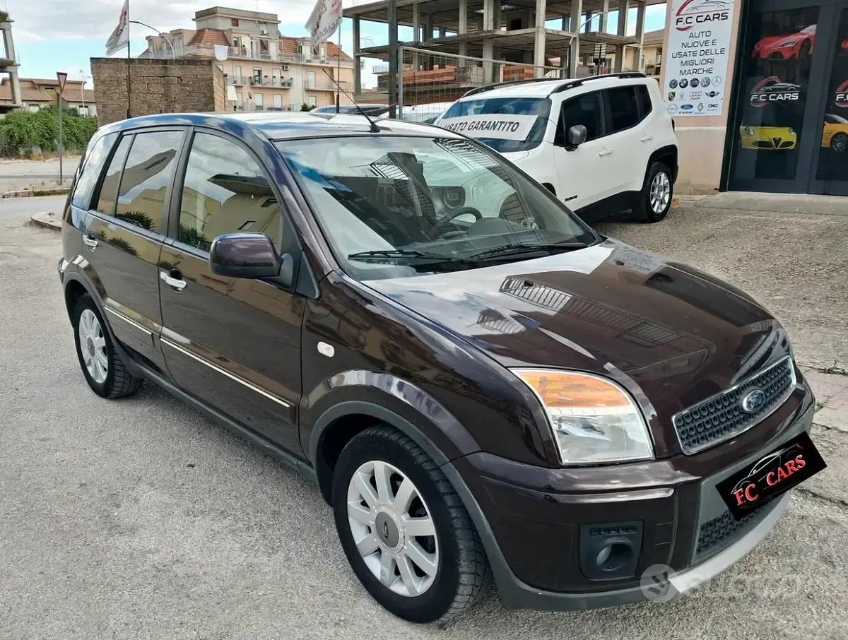 Usata Ford Fusion Titanium 69 CV (50 kW) 2010 Nero Utilitaria