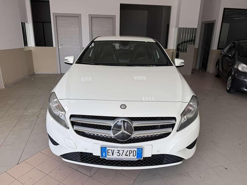 Usata Mercedes A180 109 CV (80 kW) 2014 Other Monovolume