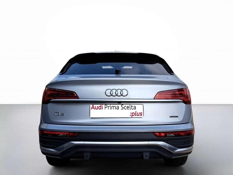 Usata Audi Q5 Sportback S-Line 204 CV (150 kW) 2024 Argento fioretto metallizzato SUV