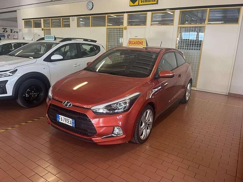 Usata Hyundai i20 Sport 75 CV (55 kW) 2015 Utilitaria