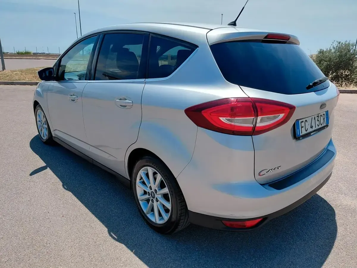 Usata Ford C-MAX Business Edition 120 CV (88 kW) 2016 Argento Monovolume