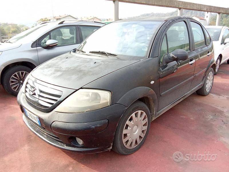 Usata Citroën C3 Elegance 90 CV (66 kW) 2003 Nero Utilitaria