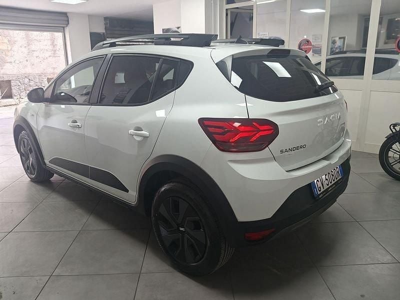 Usata Dacia Sandero Stepway 100 CV (73 kW) 2024 Bianco Berlina