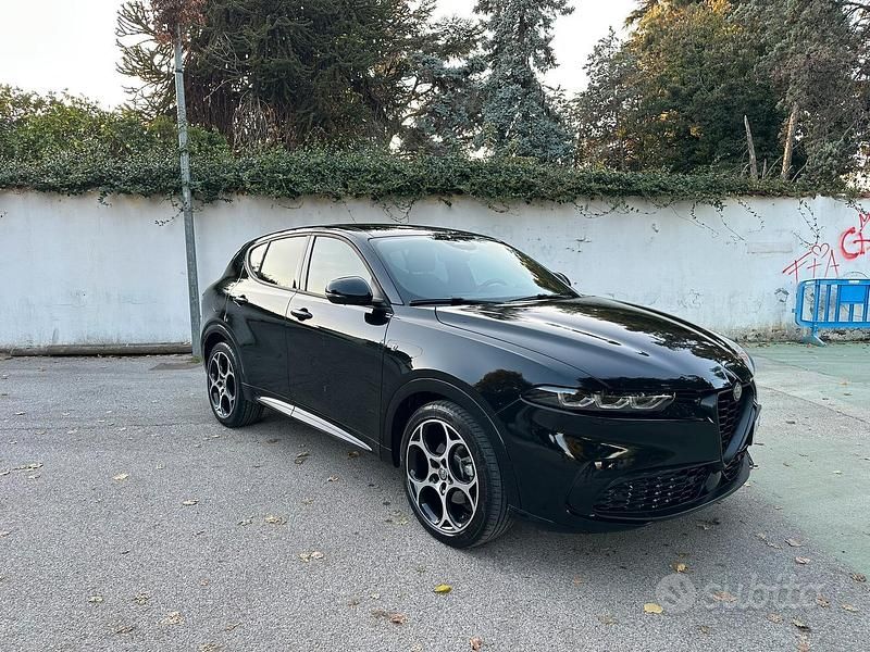 Usata 2023 Alfa Romeo Tonale Ti SUV | 30.500 € (Molto cara) - Immagine 1/4