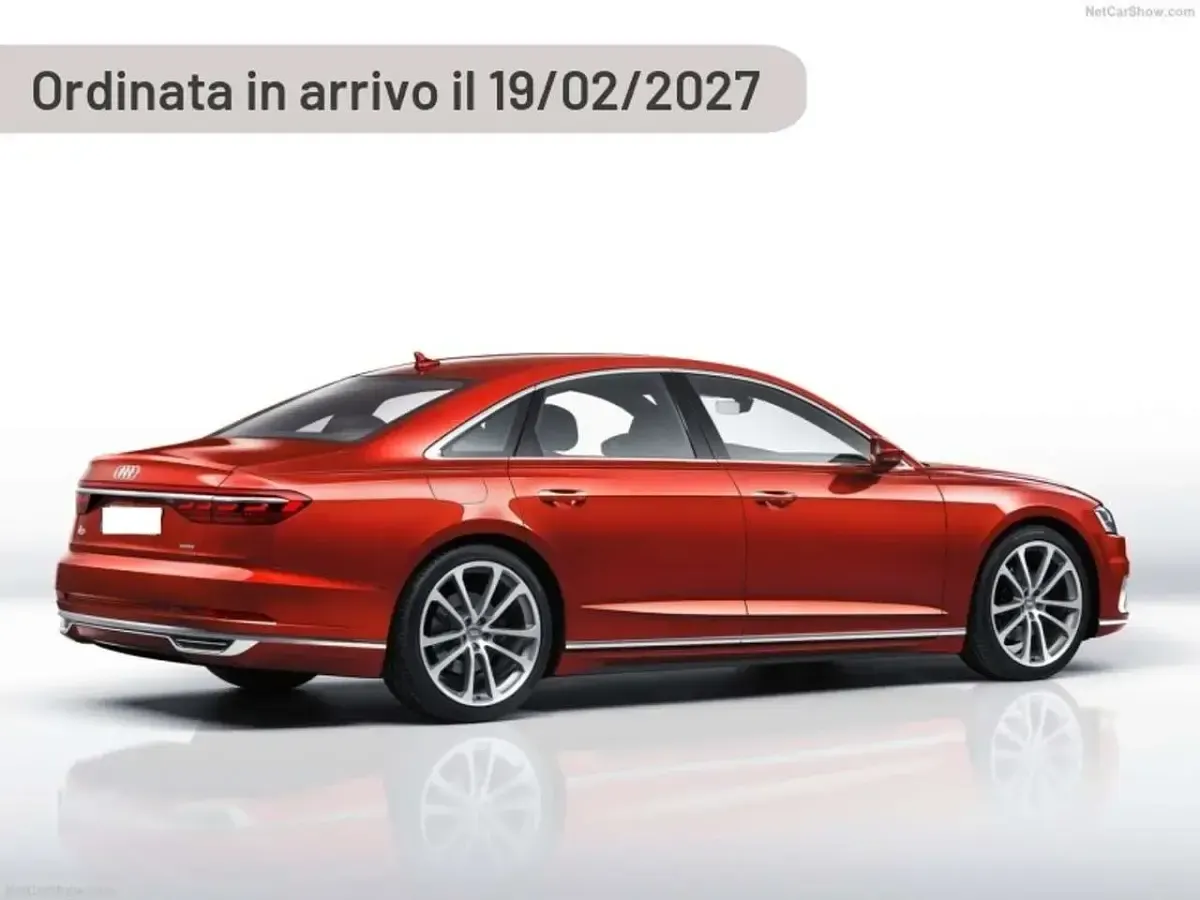 Nuova Audi A8 449 CV (330 kW) 2026 Argento Berlina