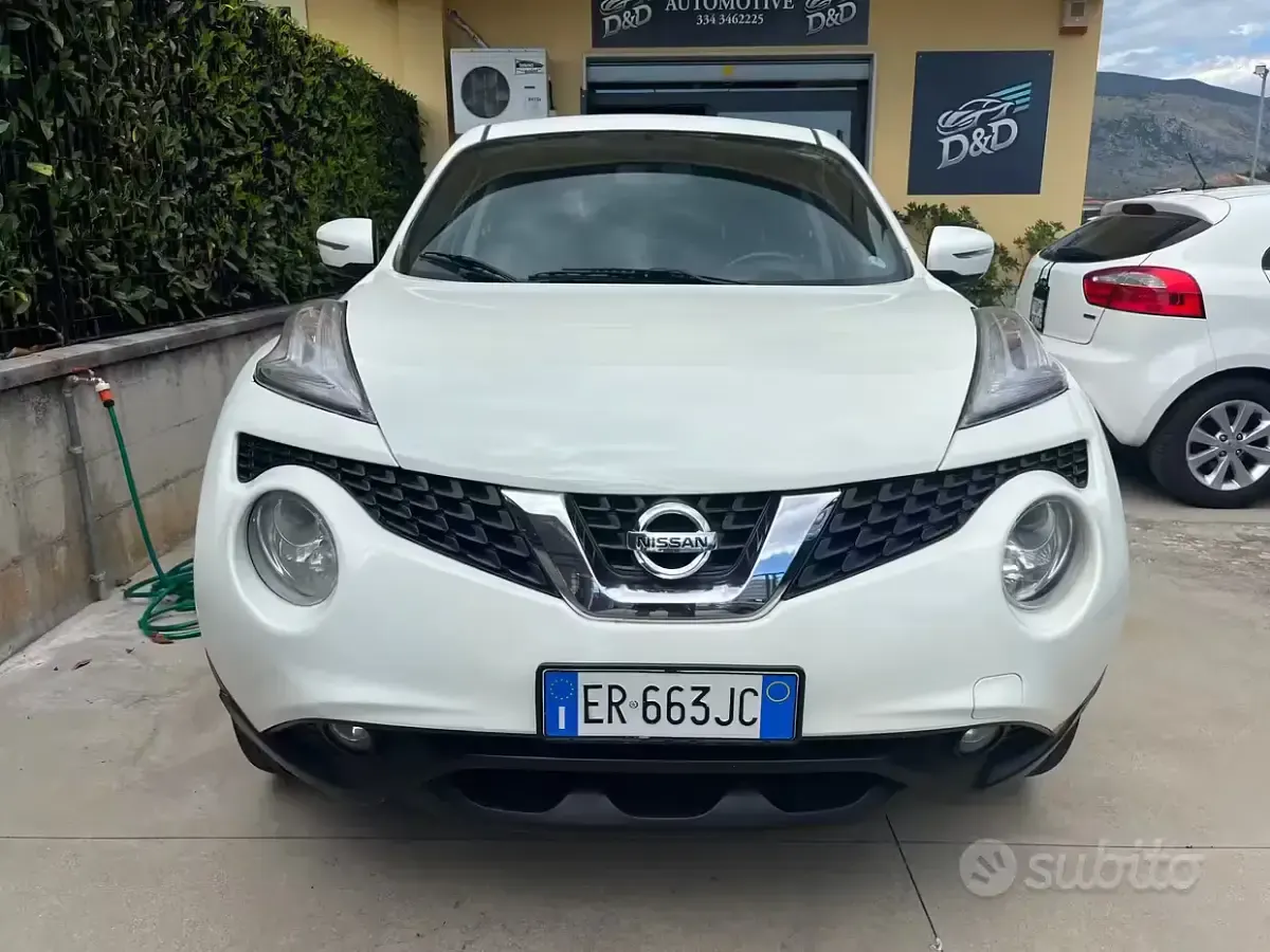 Usata Nissan Juke Acenta 116 CV (85 kW) 2015 Bianco SUV