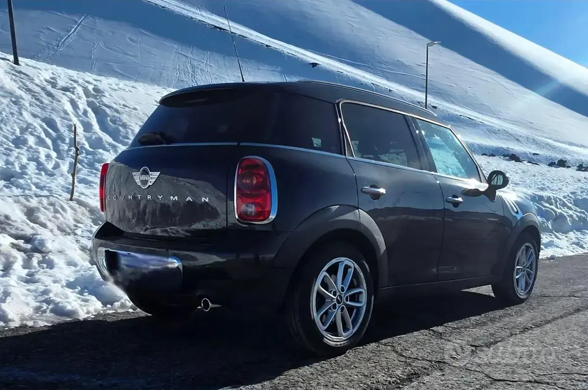 Usata Mini Countryman 111 CV (81 kW) 2015 Nero SUV