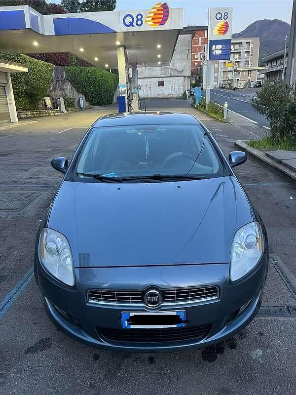 Usata Fiat Bravo Active 90 CV (66 kW) 2009 Blu/azzurro Utilitaria