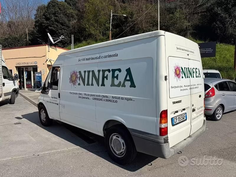 Usata Ford Transit 101 CV (74 kW) 2004 Bianco Berlina