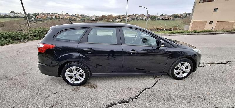 Käytetty Ford Focus 116 HP (85 kW) 2011 Farmari