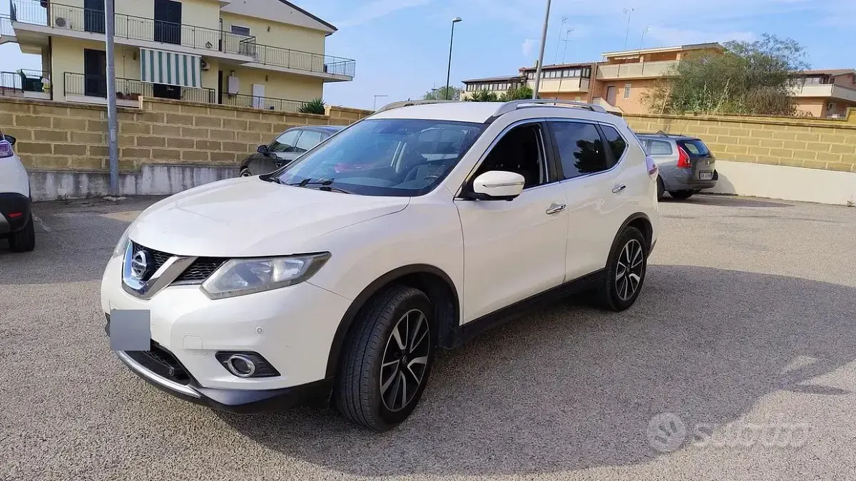 Usata Nissan X-Trail Tekna 131 CV (96 kW) 2015 Bianco SUV