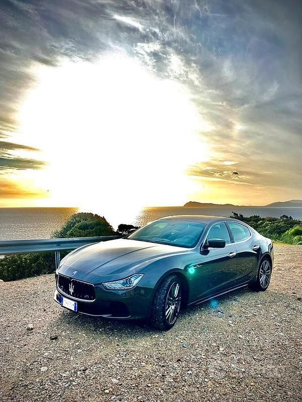 Usata Maserati Ghibli 275 CV (202 kW) 2015 Grigio Coupé