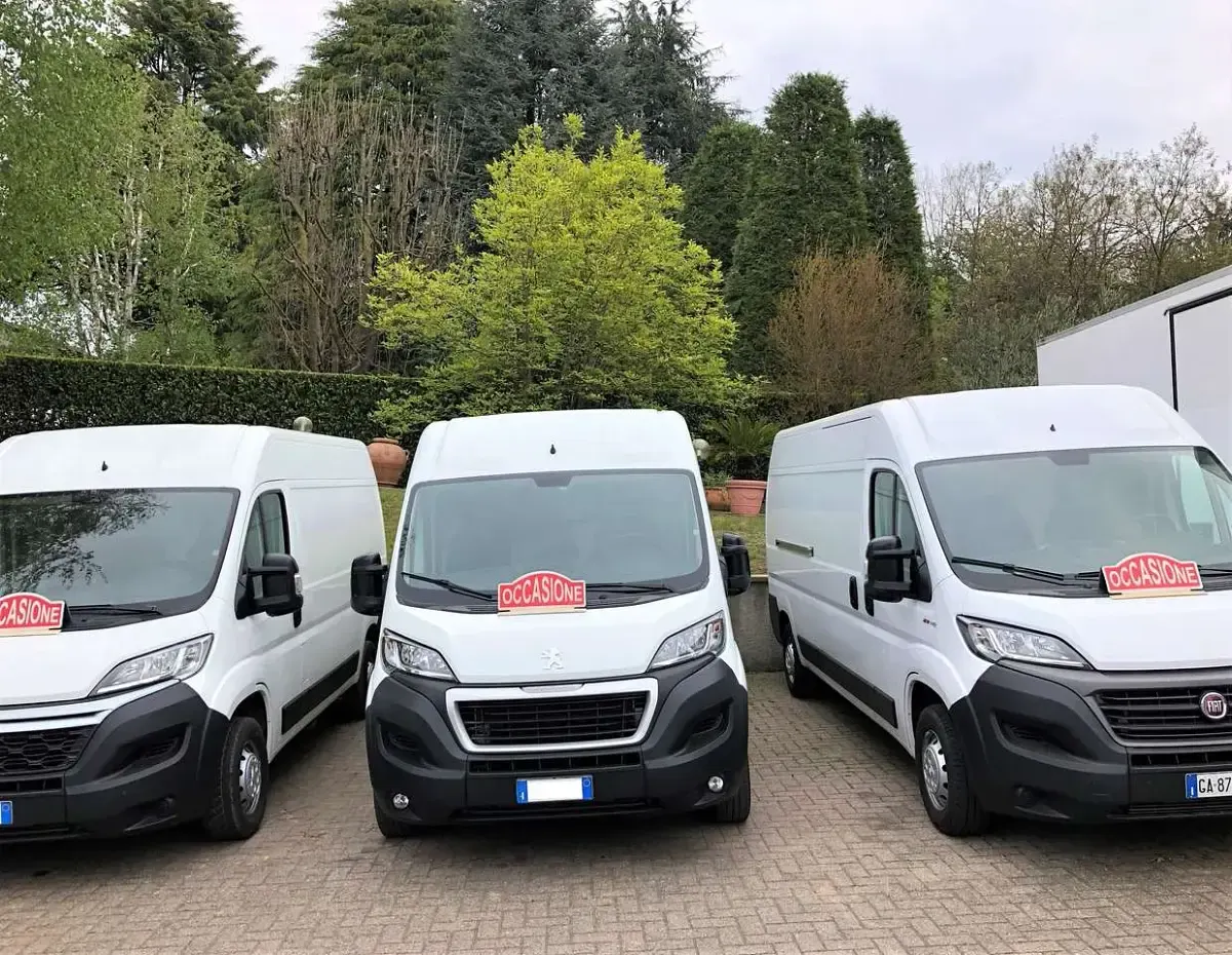 Usata Peugeot Boxer 150 CV (110 kW) 2022 Bianco Furgone