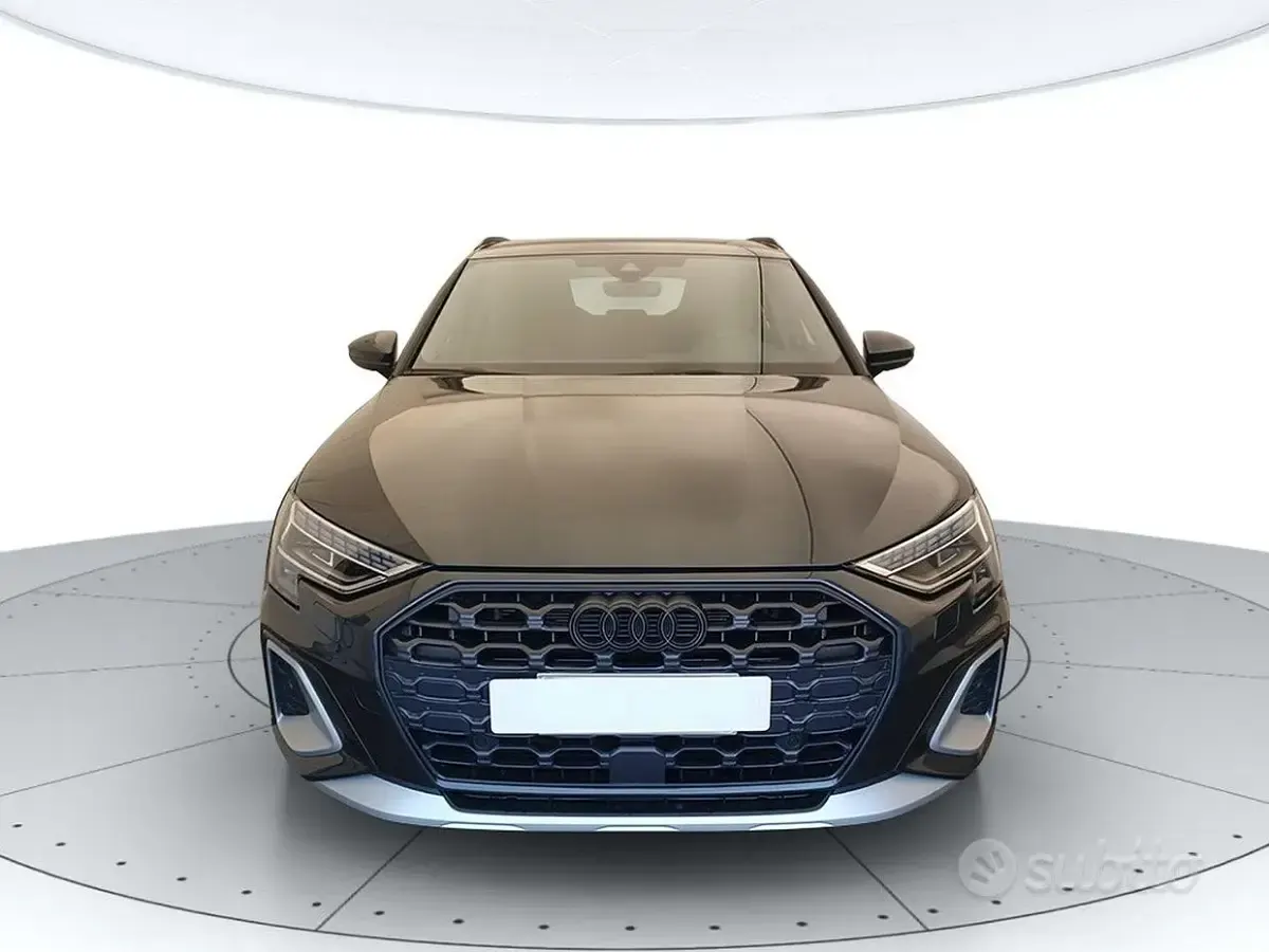 Usata Audi A3 Advanced 150 CV (110 kW) 2024 Grigio Berlina
