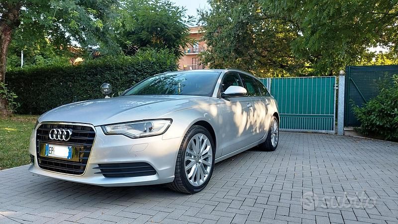 Usata Audi A6 Business Plus 177 CV (130 kW) 2012 Argento Station wagon