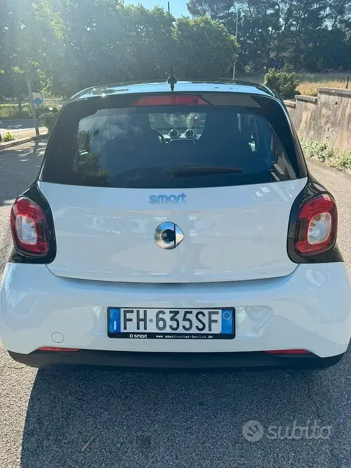 Usata Smart ForFour 71 CV (52 kW) 2017 Utilitaria