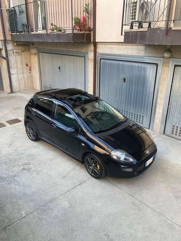 Usata 2014 Fiat Punto Sport Due volumi | 6900 € - Immagine 1/4