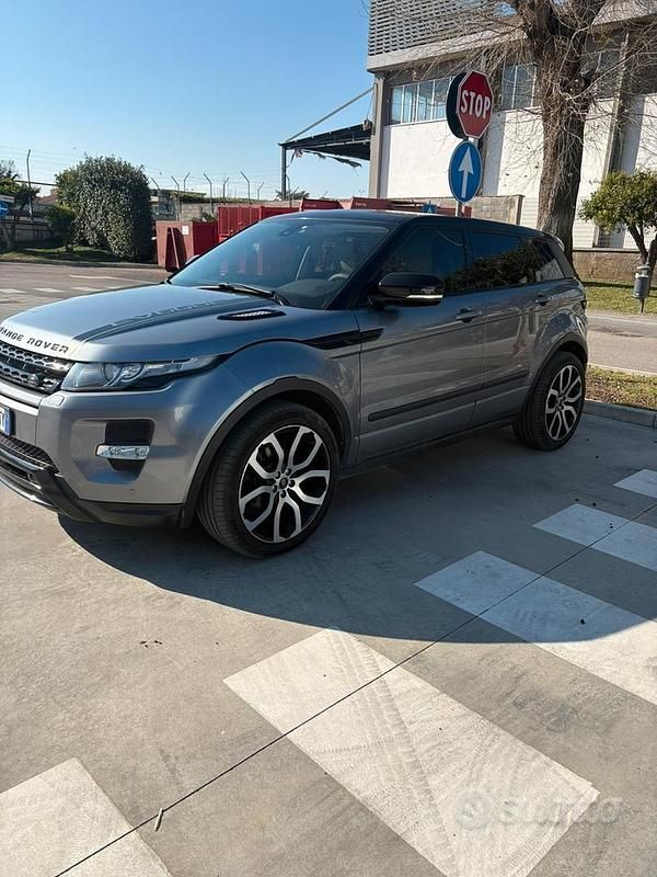 Usata Land Rover Range Rover evoque 190 CV (139 kW) 2014 Grigio SUV