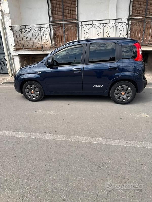 Usata Fiat Panda 69 CV (50 kW) 2016 Blu Utilitaria
