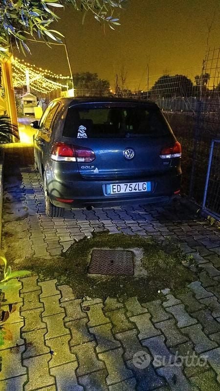 Usata VW Golf VI 105 CV (77 kW) 2011 Verde Utilitaria