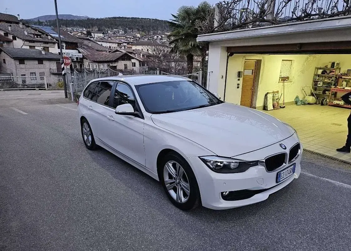 Usata BMW 318 143 CV (105 kW) 2015 Bianco Station wagon