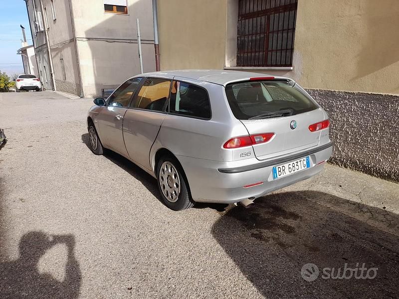 Usata Alfa Romeo 156 140 CV (102 kW) 2001 Grigio Station wagon