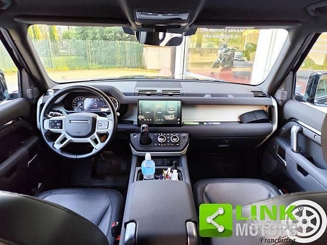 Usata Land Rover Defender HSE Dynamic 200 CV (147 kW) 2022 Nero SUV