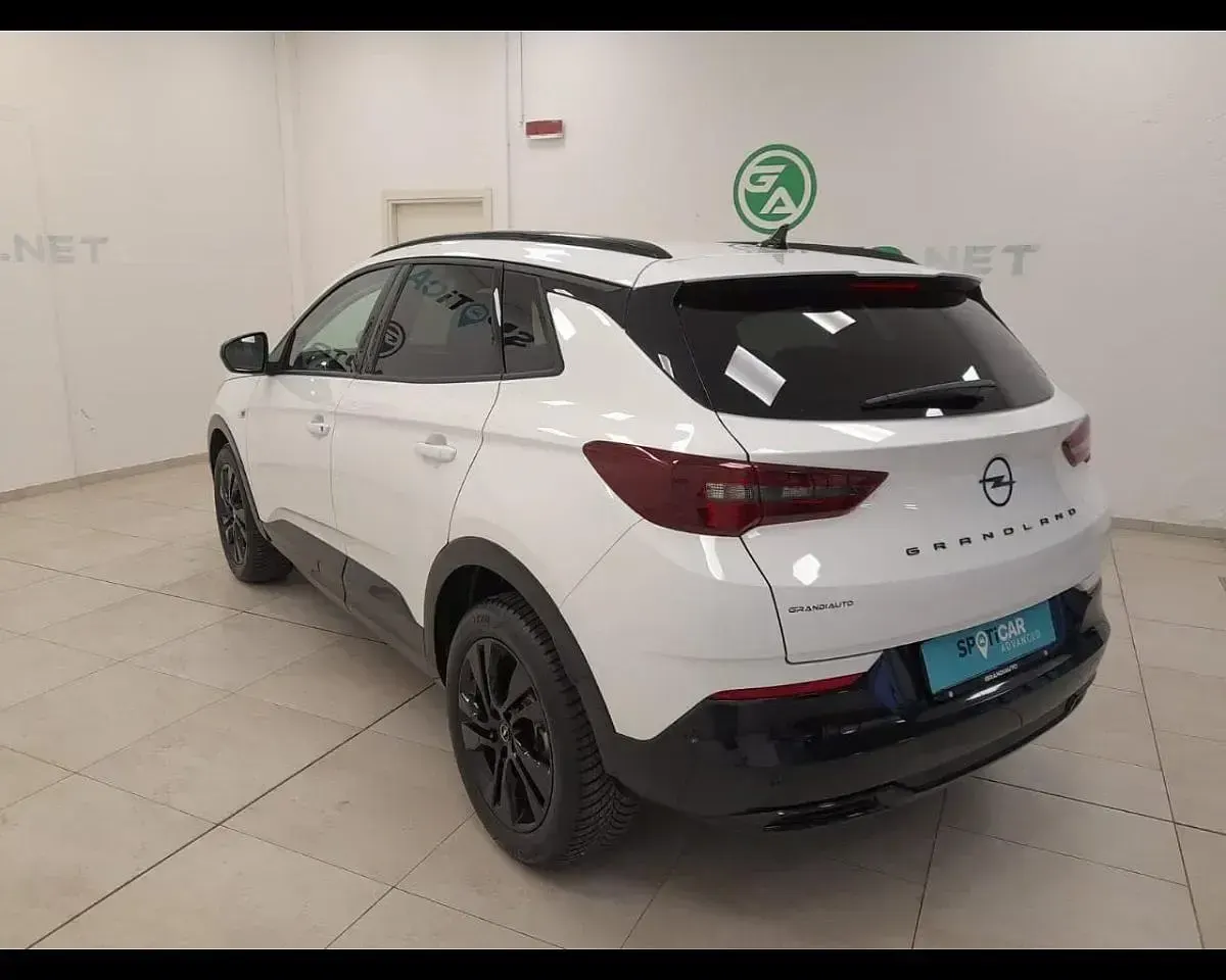 Usata Opel Grandland X Ultimate 131 CV (96 kW) 2023 Bianco SUV