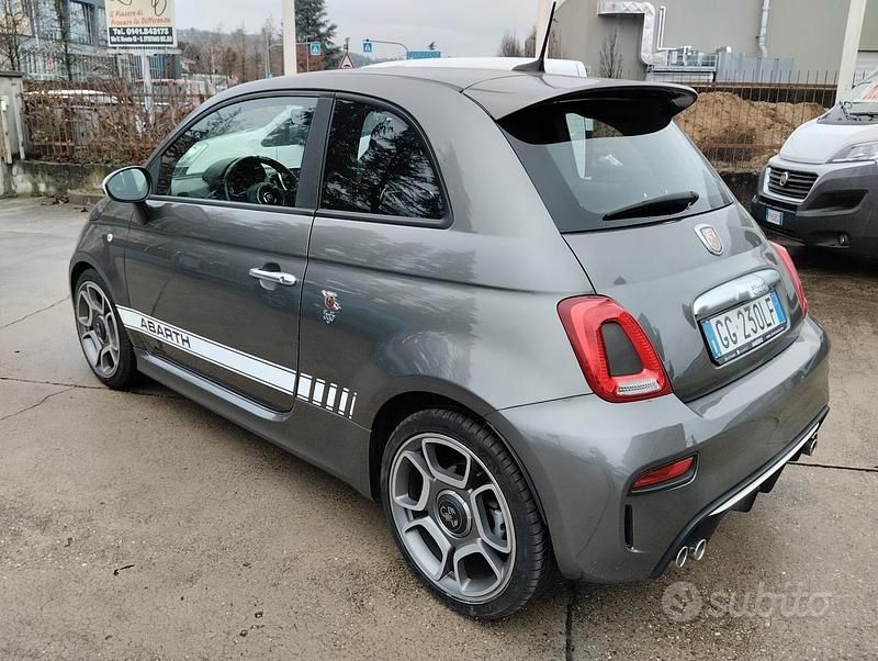 Usata Abarth 595 165 CV (121 kW) 2021 Grigio Berlina