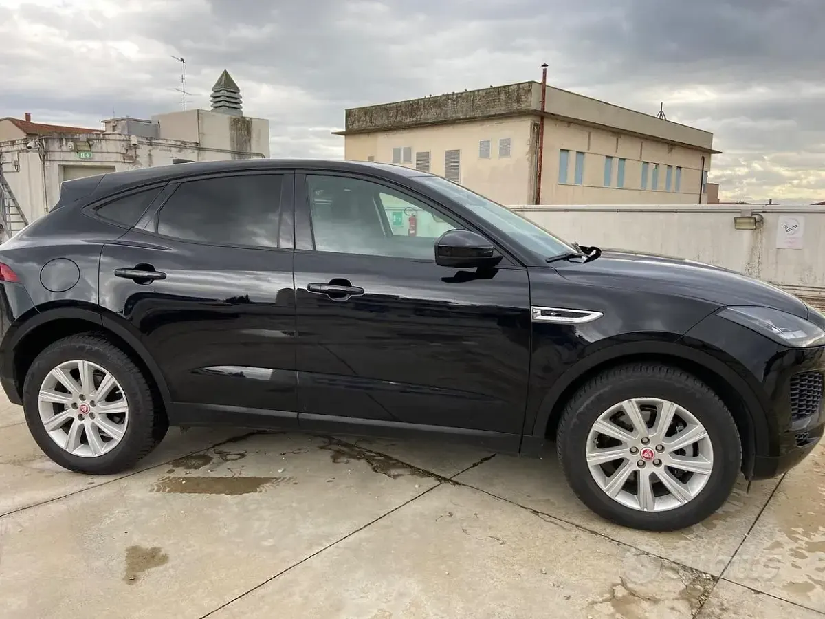 Usata Jaguar E-Pace 150 CV (110 kW) 2019 Nero SUV