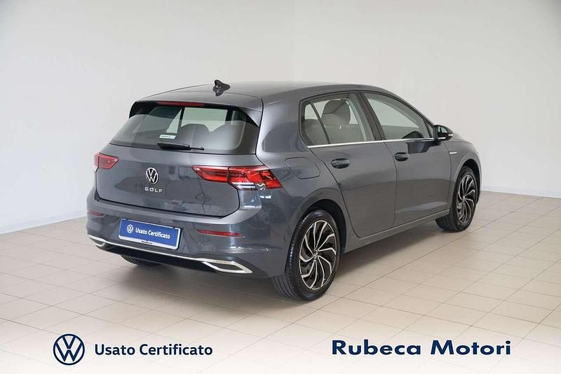 Usata VW Golf VIII Style 116 CV (85 kW) 2021 Grigio Berlina