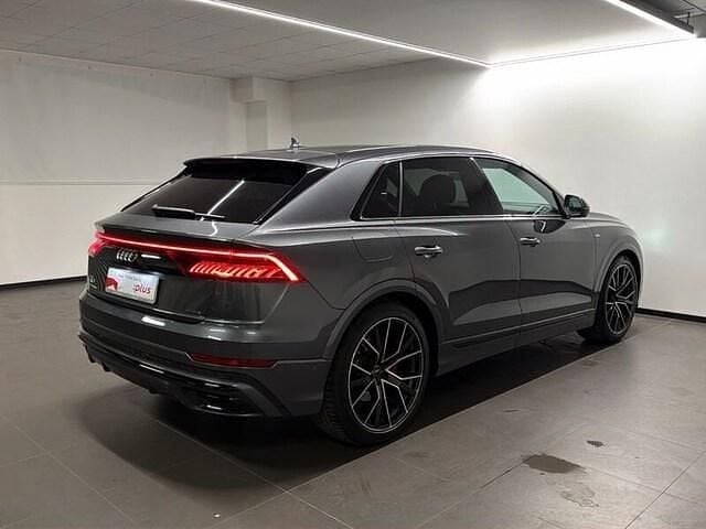 Usata Audi Q8 Sport 286 CV (210 kW) 2022 Grigio SUV
