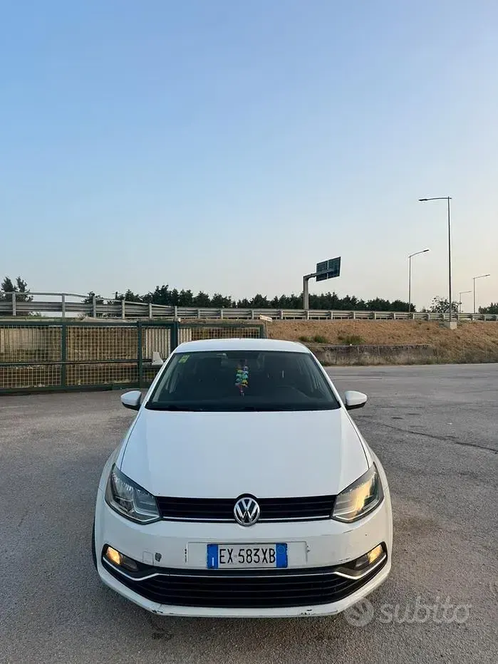 Usata VW Polo 90 CV (66 kW) 2014 Bianco Berlina