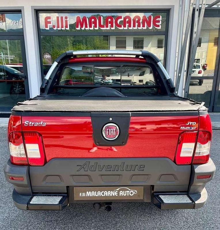Usado Fiat Strada 95 HP (69 kW) 2014 Vermelho Pickup