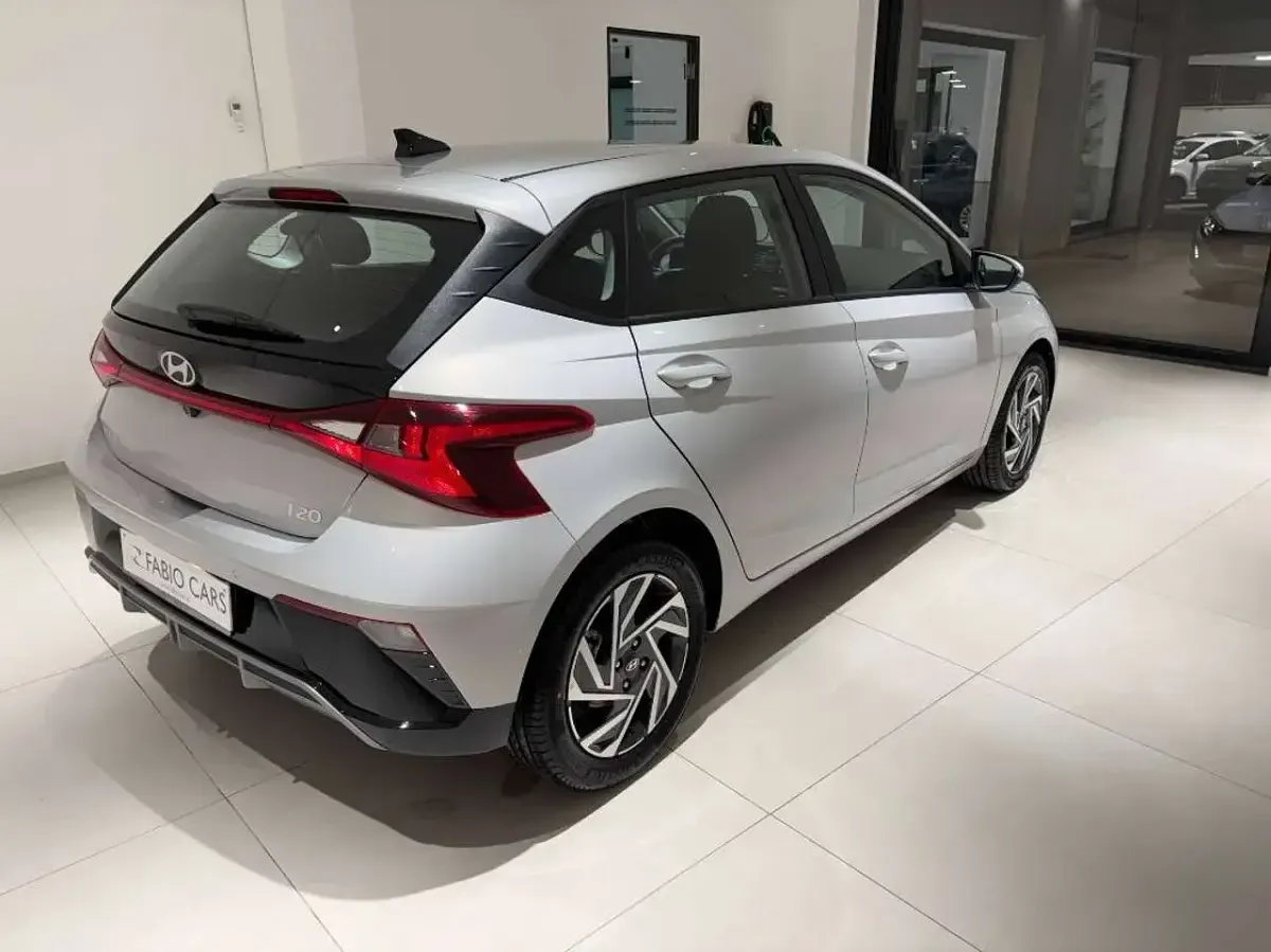 Nuova Hyundai i20 90 CV (66 kW) 2026 Bianco Utilitaria