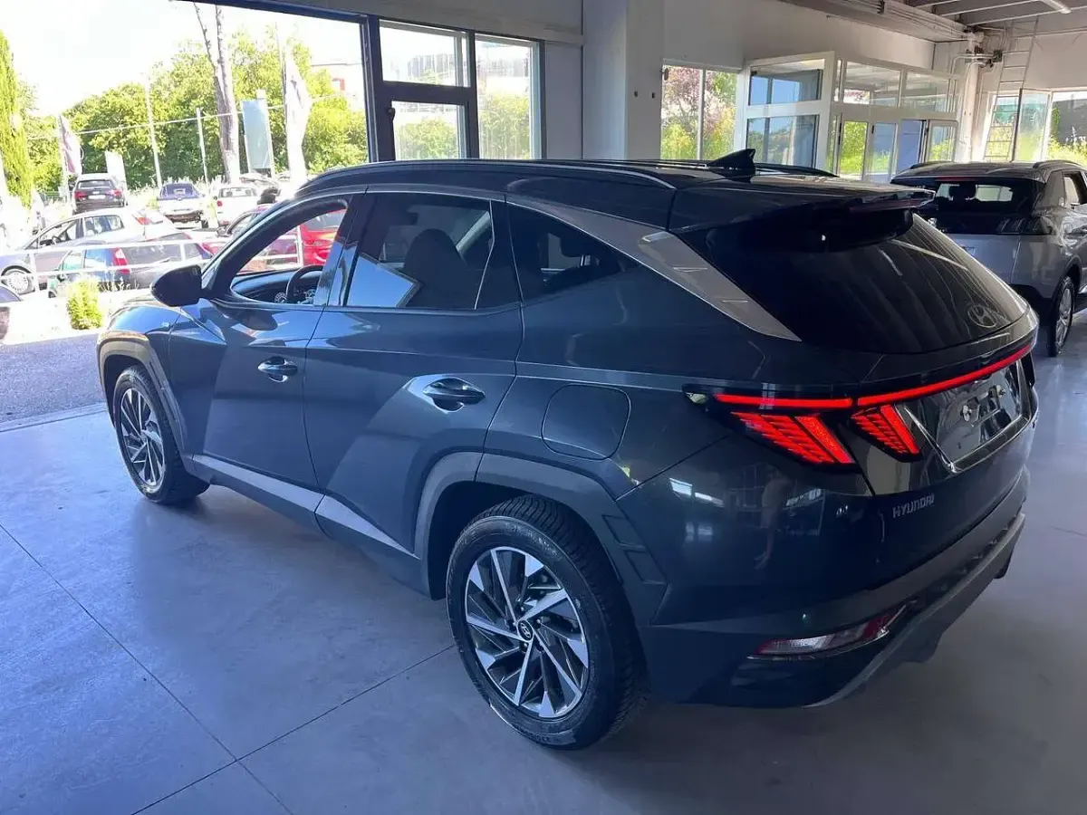 Usata Hyundai Tucson Advanced 136 CV (100 kW) 2023 Grigio SUV