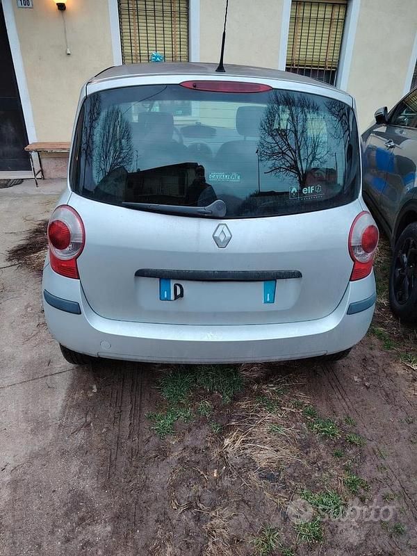 Usata Renault Modus 2005 Grigio Monovolume