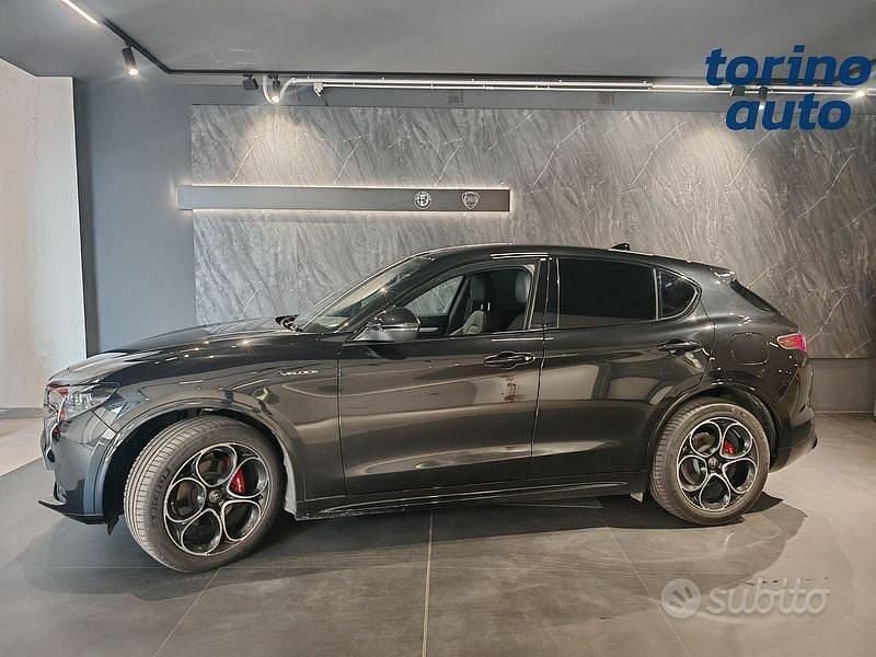 Usata Alfa Romeo Stelvio Veloce 210 CV (154 kW) 2025 Nero SUV