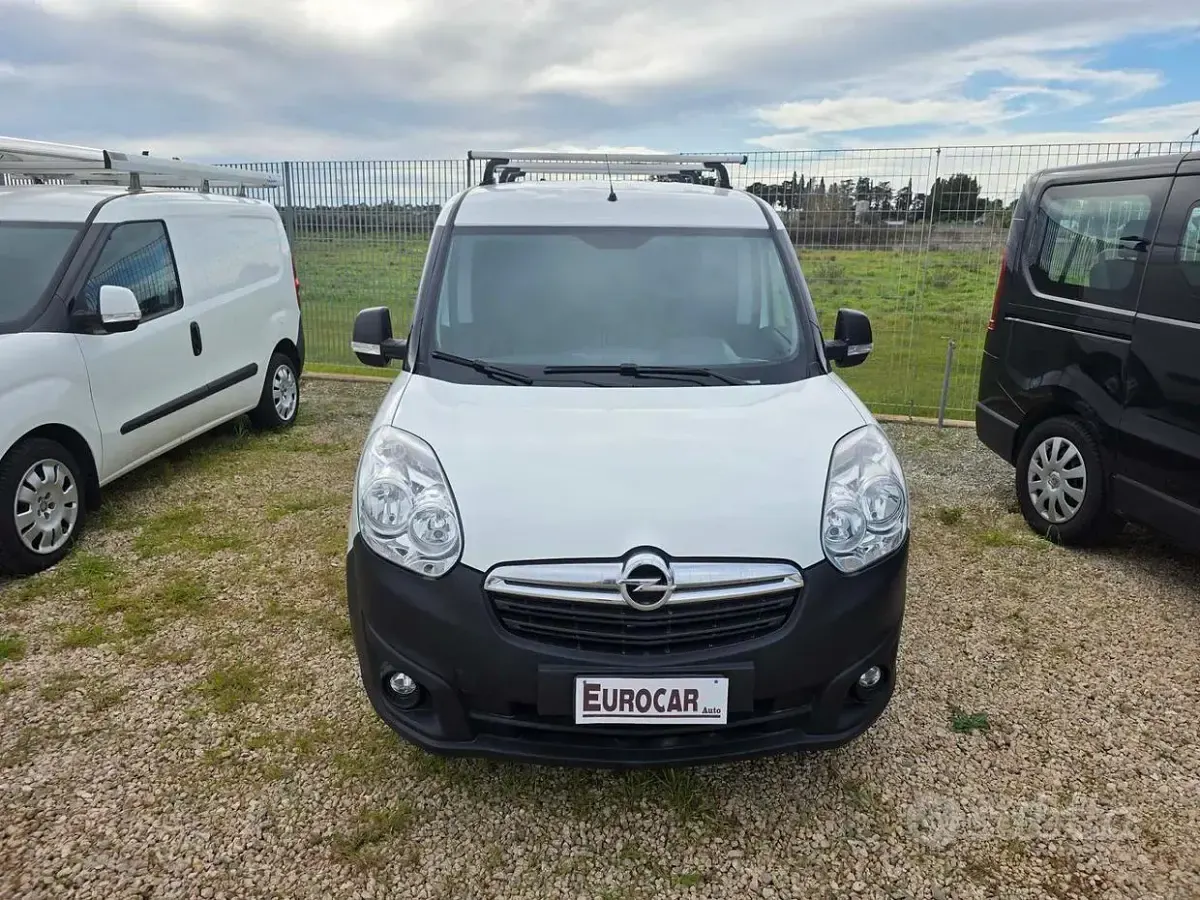Usata Fiat Doblò 95 CV (69 kW) 2018 Bianco Monovolume