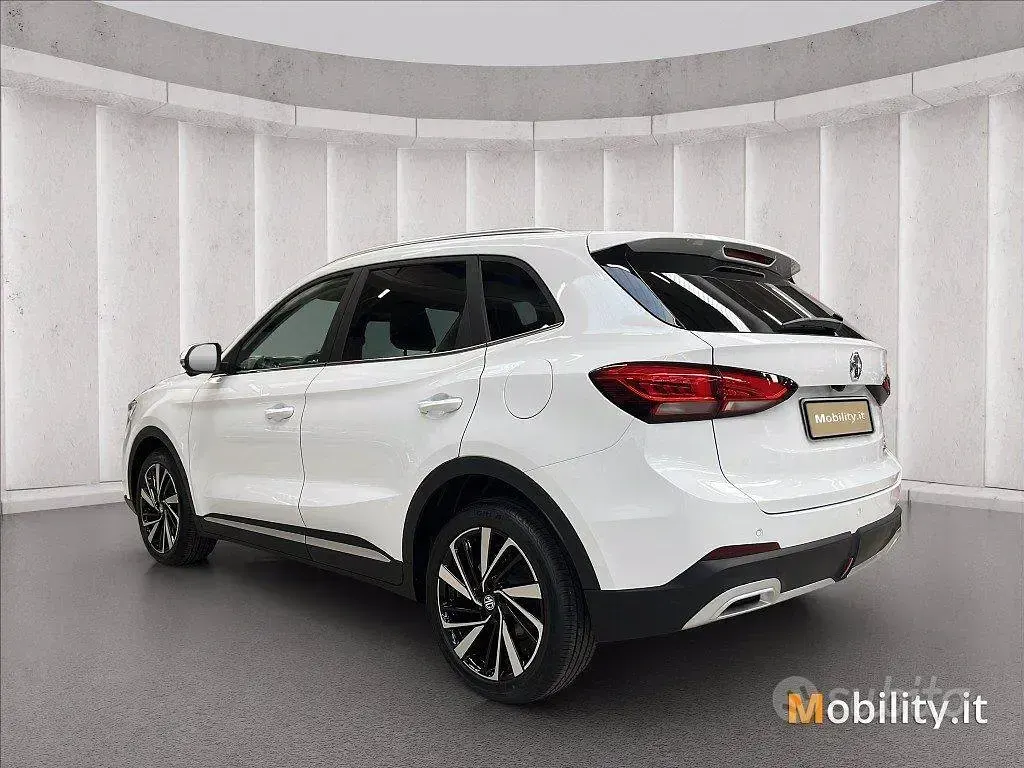 Nuova MG ZS Luxury 197 CV (144 kW) 2026 Bianco SUV