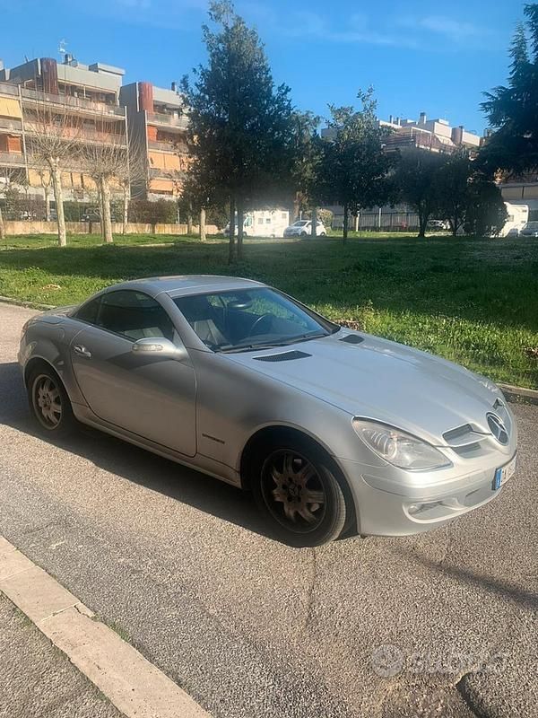Usata Mercedes SLK200 192 CV (141 kW) 2006 Grigio Cabrio